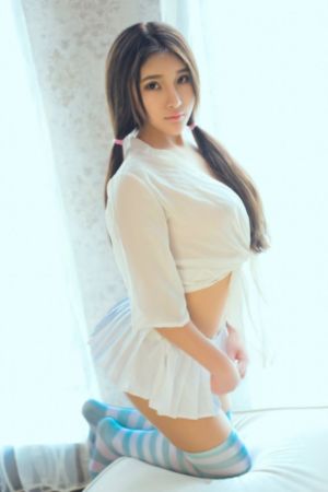 女朋友闺蜜奶好大下面好紧视频