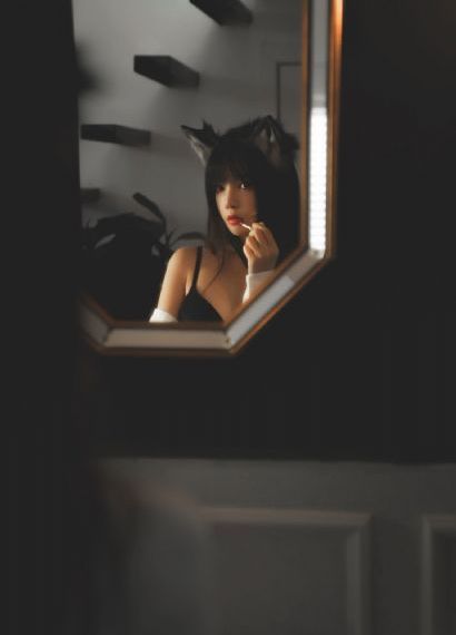 年轻的女演员
